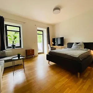 Charmante Im Gruenen Apartment Leipzig